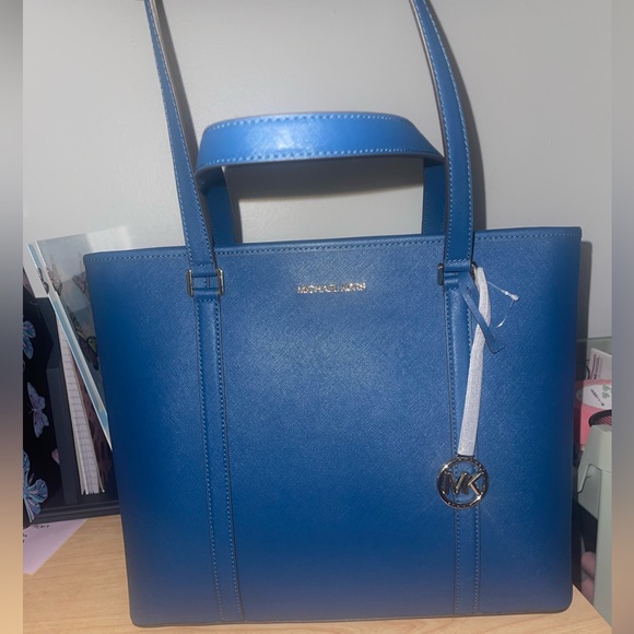 BNTW MICHAEL KORS HANDBAG - Picture 1 of 5
